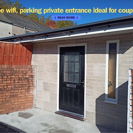 Brand New Cosy Apartment 3 Sleep, Garden Access Free Wi-Fi & Parking Newport  Exterior photo